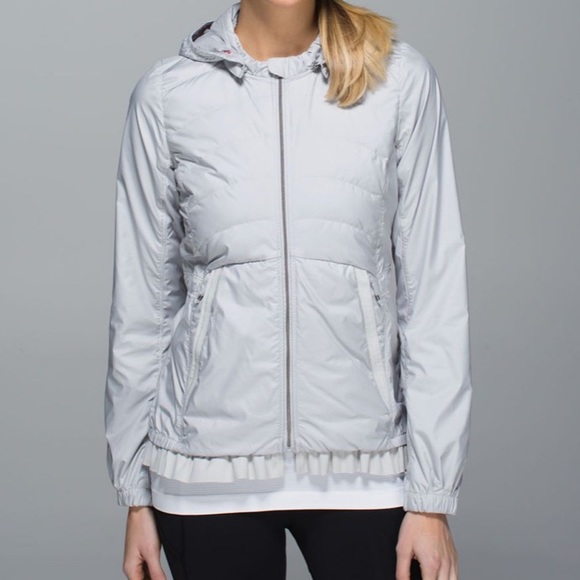 Lululemon Spring Fling Puffy Jacket needs to be dry cleaned! - Picture 1 of 4